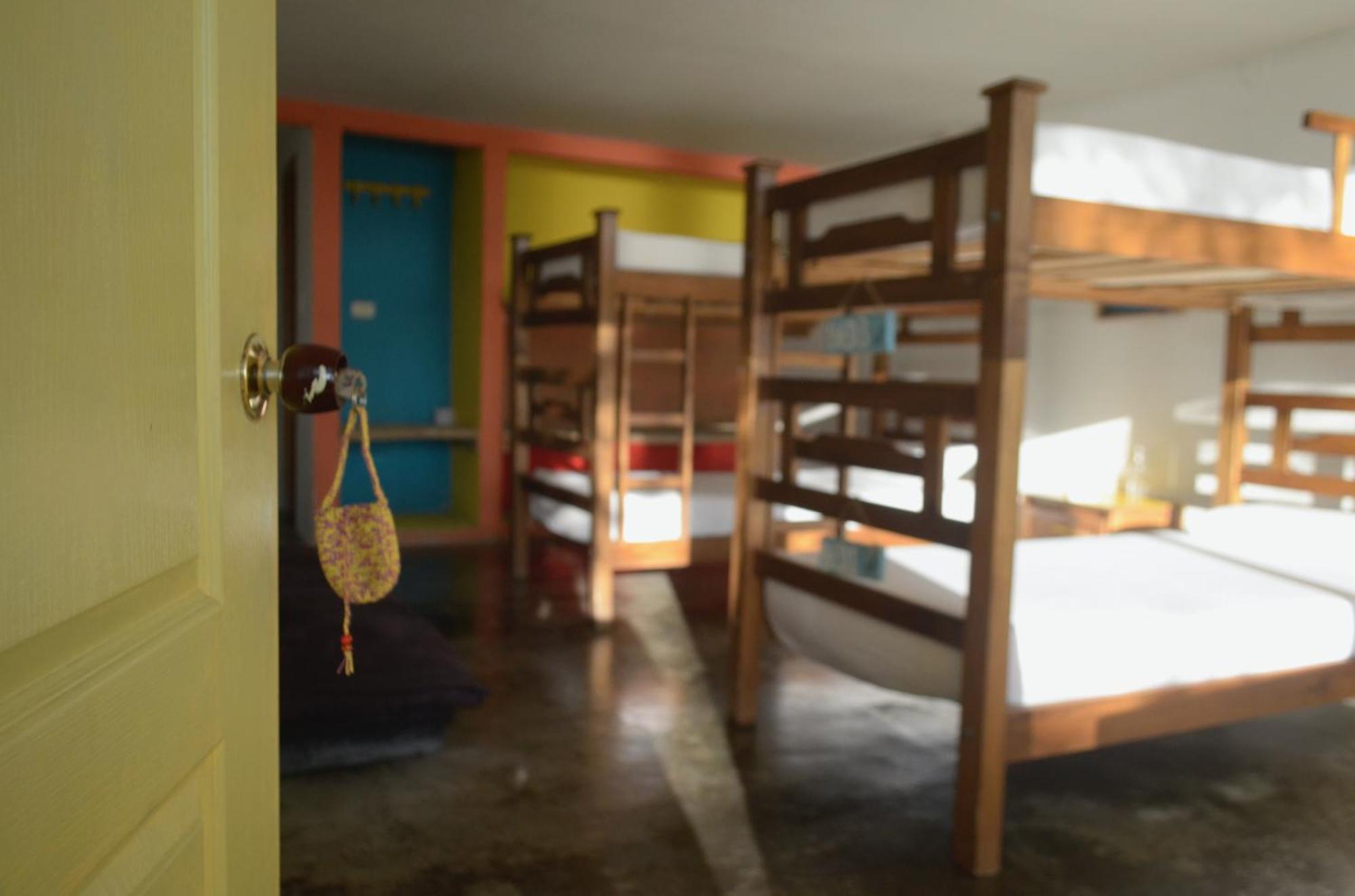 Playa Del Ritmo Beach Hostel & Bar - Adults Only ซันตามาร์ตา ภายนอก รูปภาพ
