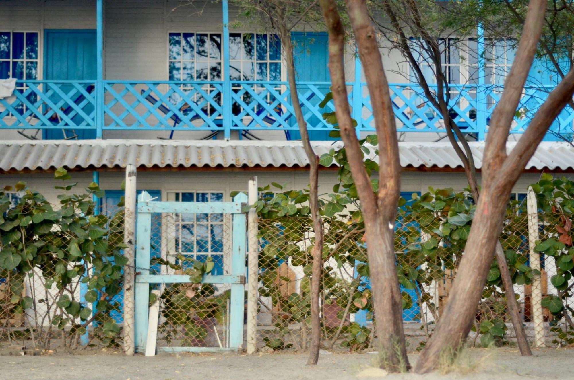 Playa Del Ritmo Beach Hostel & Bar - Adults Only ซันตามาร์ตา ภายนอก รูปภาพ