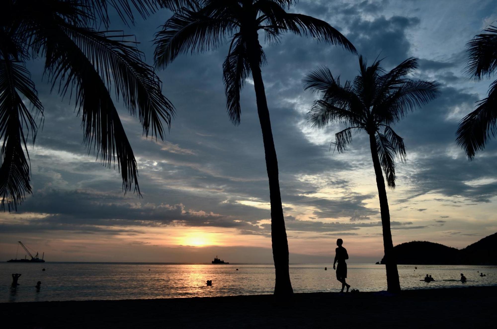 Playa Del Ritmo Beach Hostel & Bar - Adults Only ซันตามาร์ตา ภายนอก รูปภาพ