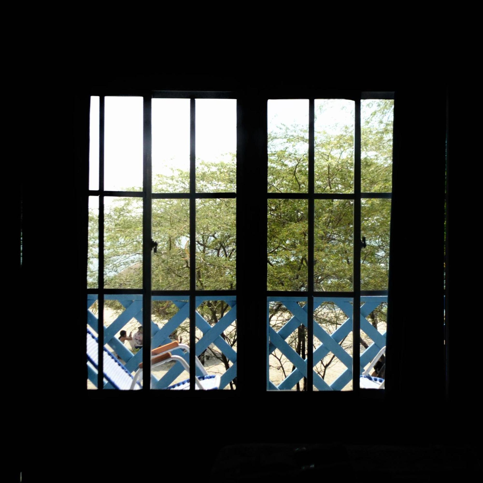 Playa Del Ritmo Beach Hostel & Bar - Adults Only ซันตามาร์ตา ภายนอก รูปภาพ