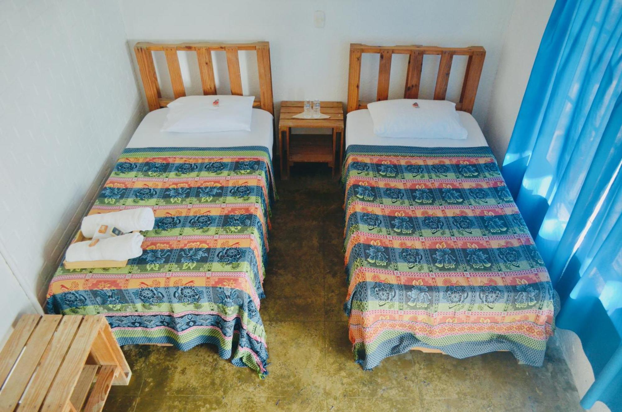 Playa Del Ritmo Beach Hostel & Bar - Adults Only ซันตามาร์ตา ภายนอก รูปภาพ
