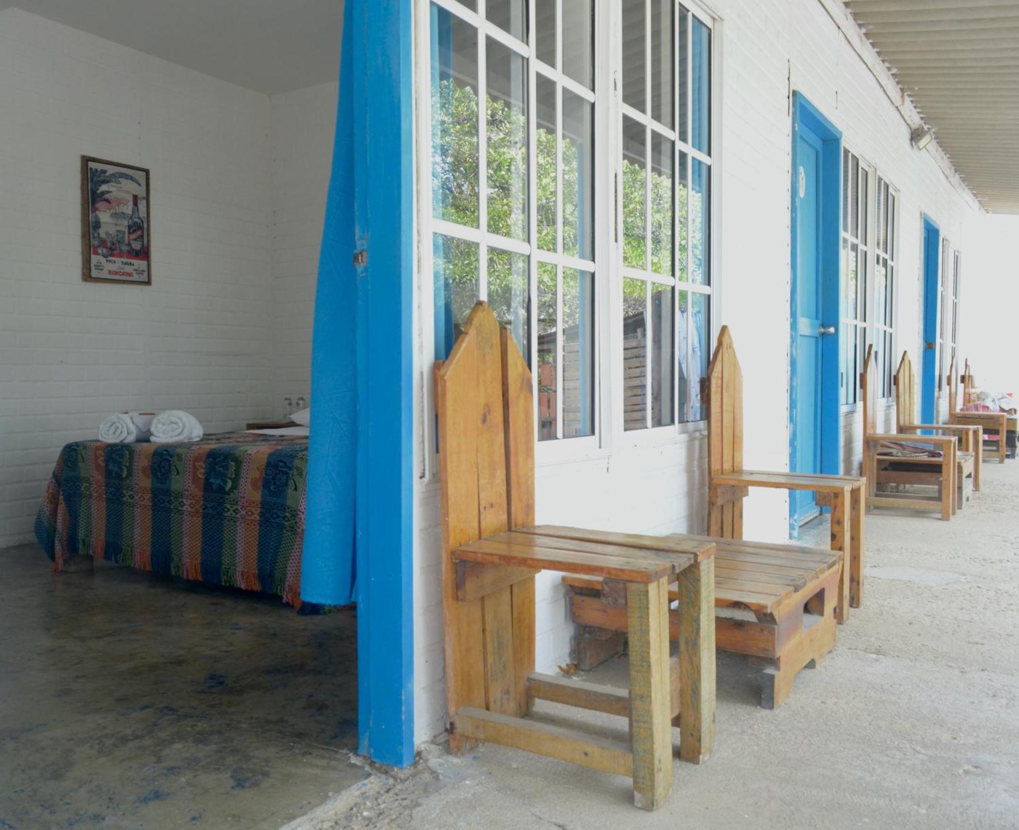 Playa Del Ritmo Beach Hostel & Bar - Adults Only ซันตามาร์ตา ภายนอก รูปภาพ