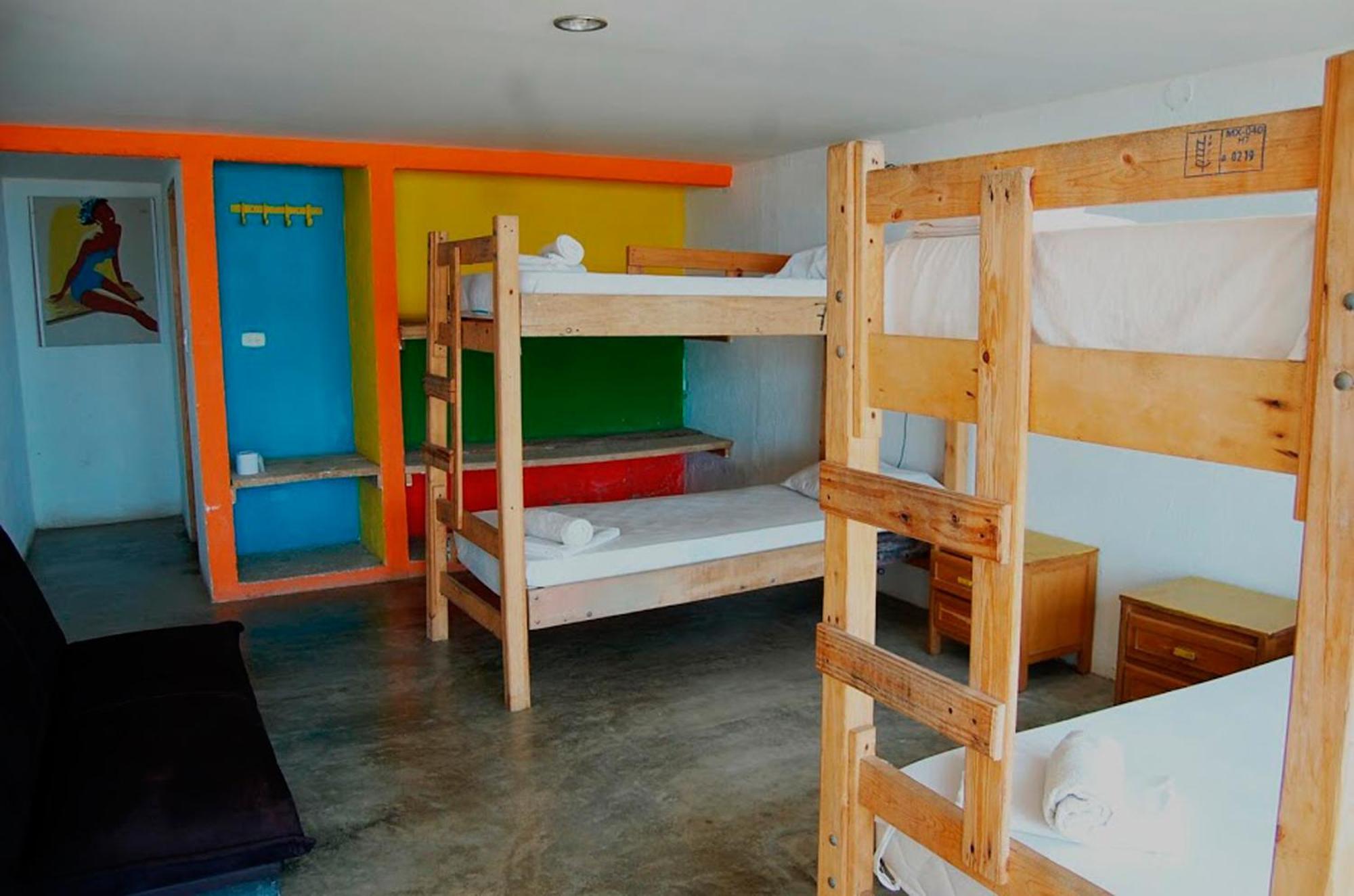 Playa Del Ritmo Beach Hostel & Bar - Adults Only ซันตามาร์ตา ห้อง รูปภาพ